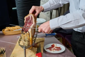 Tradicija i vrhunska kvaliteta: Dani hrvatskog pršuta ove godine u Šibeniku