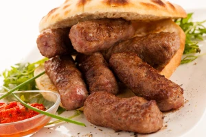S tržišta povučeni sarajevski ćevapi!