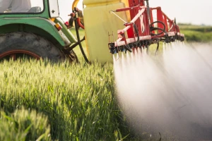 Prodaja pesticida u EU pala je za 10 posto u 2022.
