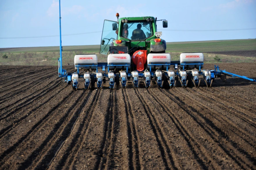 Traktor sjetva