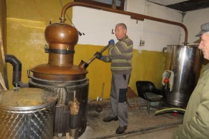 Drago Vlainić, uspješni lički proizvođač rakija: Izgubljeno vrijeme ne možemo vratiti, no sada trebamo ići malo bržim koracima
