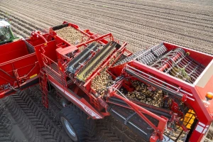GRIMME na PotatoEurope dovodi novitete, pa i četveroredni kombajn za krumpir!