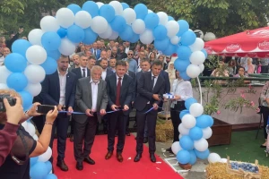 Otvoren Sajam šljive u Gradačcu - izloženi domaći proizvodi i mehanizacija