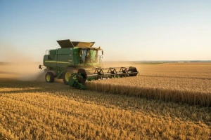 Kombajn John Deere W330/W440