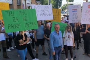 Lukač poziva na prosvjed: Stanimo na kraj mafijaškom lobiju i jajima iz Latvije, Ukrajine i Poljske