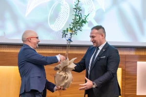 Rekordan broj uzoraka na 28. Noćnjaku - Međunarodnom susretu maslinara i uljara