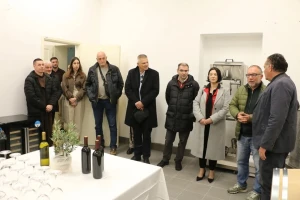 Praktično učenje u vinariji? Split otvorio Enološki praktikum za buduće stručnjake
