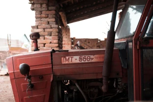 Traktor IMT 560/565