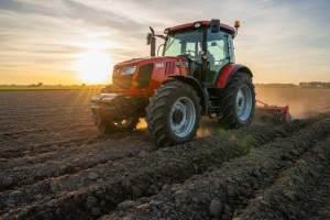 Traktor YTO 804