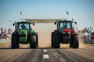 Traktorski race show na 100m preuzima pistu!