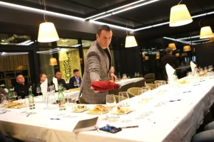 Potaknule ih nagrade, za 20. Decanter ponovno angažirali "vinskog izbornika"