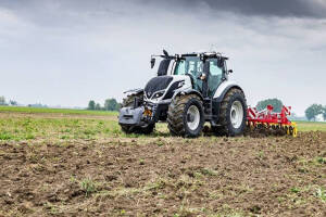 Valtra Versu T254 je Traktor godine 2018!